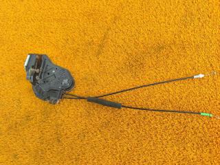 Запчасть замок двери задний правый Toyota Camry 2019