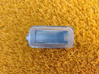 Запчасть плафон салона Toyota Camry 2019