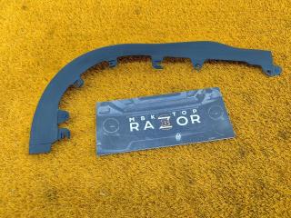 Запчасть молдинг двери задний правый Land Rover RANGE ROVER 2014