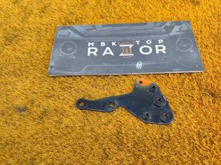 Запчасть кронштейн Land Rover RANGE ROVER 2014