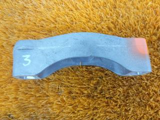 Запчасть кронштейн форсунки Porsche Cayenne GTS 2014