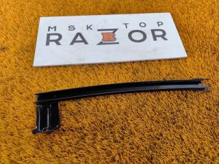 Запчасть направляющая стекла двери передняя правая Geely Coolray 2020