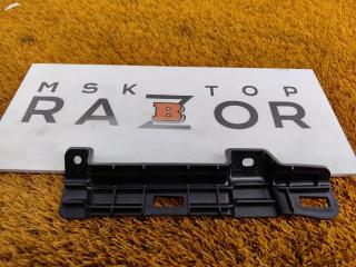 Фото запчасти кронштейн задний правый Geely Coolray 2020 Б/У запчасть Запчасть кронштейн задний правый Geely Coolray 2020