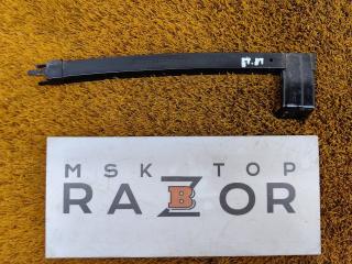 Запчасть направляющая стекла двери передняя правая Geely Coolray 2023