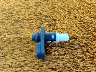 Запчасть датчик открытия двери передний правый Hyundai Creta 2021