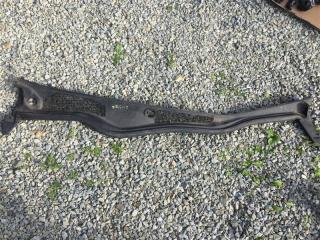 Жабо Toyota Brevis 2004