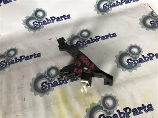 Запчасть держатель капота передний Toyota Aqua 2012