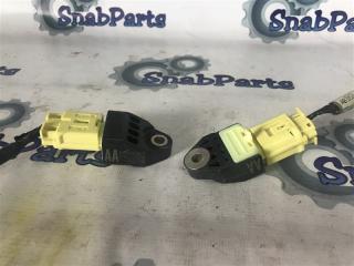 Запчасть датчик airbag задний левый Toyota Prius 2010