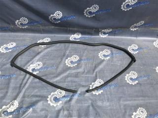 Молдинг на крыло Toyota Celsior 2004