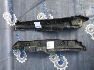 Защита крыла передняя правая Toyota Prius 2010