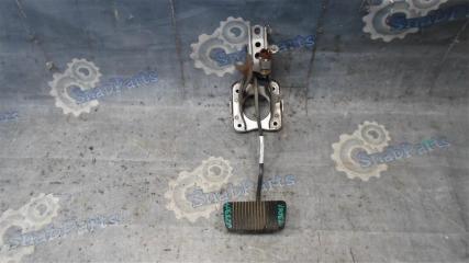 Фото запчасти педаль тормоза Toyota Mark 2 1994 контрактная запчасть Запчасть педаль тормоза Toyota Mark 2 1994