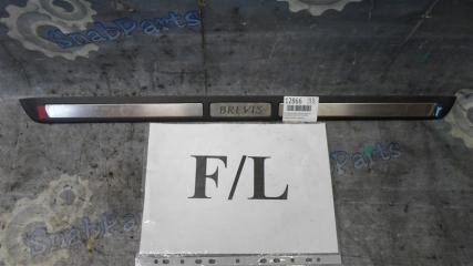 Запчасть накладка на порог салона передняя левая Toyota Brevis 2006