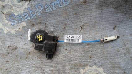 Замок лючка бензобака Toyota Brevis 2005