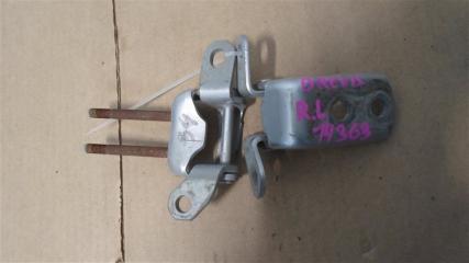 Петля дверная задняя левая Toyota Brevis 2006