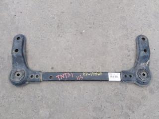 Крепление балки подвески переднее Nissan X-Trail 2008