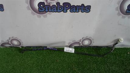 Держатель капота Honda Fit 2014 контрактная Держатель капота Honda Fit 2014