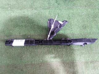 Крепление бампера заднее правое Toyota Camry 2008 контрактная Крепление бампера заднее правое Toyota Camry 2008