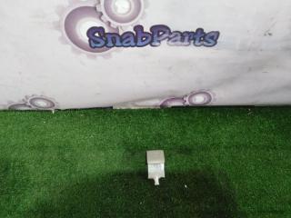 Фото запчасти ручка открытия капота Toyota Prius 2008 контрактная запчасть Запчасть ручка открытия капота Toyota Prius 2008