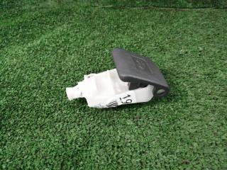 Фото запчасти ручка открытия капота Toyota Prius 2007 контрактная запчасть Запчасть ручка открытия капота Toyota Prius 2007