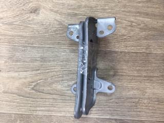 Крепление магнитофона Toyota Premio 2010