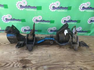 Фото запчасти балка под двс Mitsubishi Pajero Mini контрактная запчасть Запчасть балка под двс Mitsubishi Pajero Mini