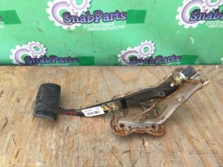 Запчасть педаль тормоза Toyota Caldina 1996