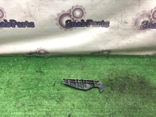 Крепление бампера переднее правое Toyota caldina контрактная Крепление бампера переднее правое Toyota caldina