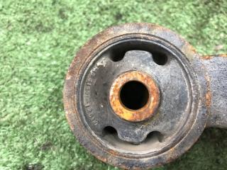 Крепление редуктора заднее Grand Hiace VCH16 5VZ