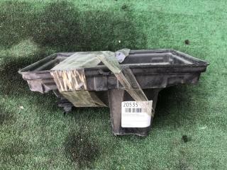 Крепление аккумулятора Toyota Celsior 2005