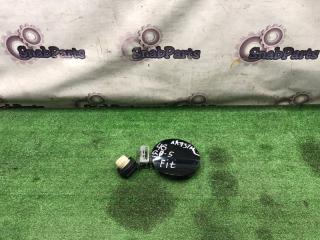 Запчасть лючок бензобака Honda Fit 2014