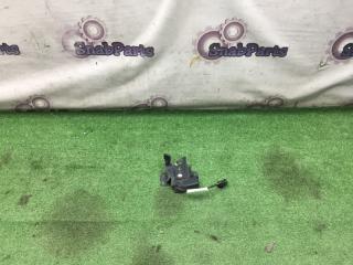 Фото запчасти замок капота Honda Odyssey контрактная запчасть Запчасть замок капота Honda Odyssey