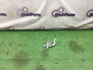 Запчасть замок капота Subaru Stella 2008