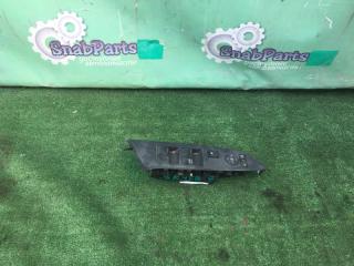 Блок упр. стеклоподьемниками передний правый Honda Fit 2014