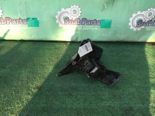 Запчасть подушка двс левая Toyota Ractis 2012