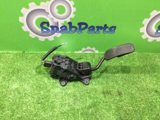 Педаль газа Toyota Yaris 2021