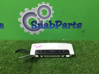 Плафон Nissan Serena 2016