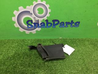 Защита крыла передняя правая Toyota Prius 2017