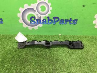 Фото запчасти крепление бампера заднее левое Honda Vezel 2015 контрактная запчасть Запчасть крепление бампера заднее левое Honda Vezel 2015