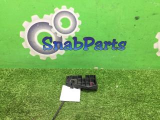 Запчасть крепление бампера заднее правое Toyota Harrier 2003