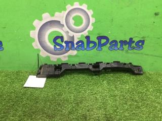 Фото запчасти крепление бампера заднее правое Honda Vezel 2014 контрактная запчасть Запчасть крепление бампера заднее правое Honda Vezel 2014