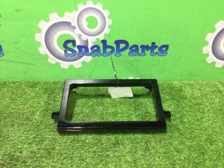 Рамка магнитофона Toyota Prius 2016