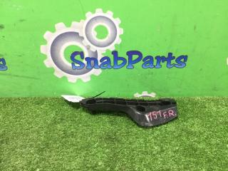 Запчасть крепление бампера переднее правое Toyota Corolla Axio 2014