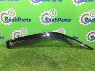 Запчасть ветровик передний правый Toyota Hiace 2005