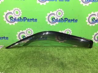 Запчасть ветровик передний левый Toyota Hiace 2005