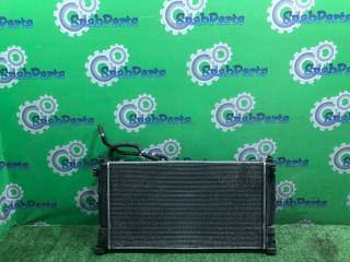 Фото запчасти радиатор основной Toyota Prius 2016 контрактная запчасть Запчасть радиатор основной Toyota Prius 2016