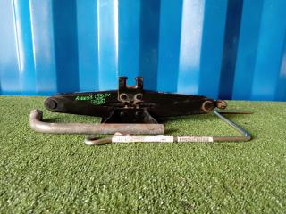 Домкрат TOYOTA AVENSIS 2005