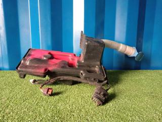 Запчасть бачок омывателя VOLKSWAGEN TIGUAN 2006-2017