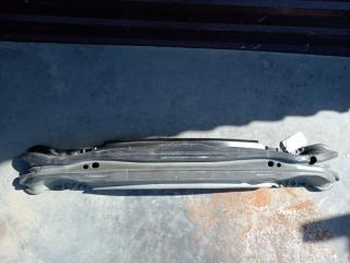 Усилитель заднего бампера VOLVO V40 2014 контрактная Усилитель заднего бампера VOLVO V40 2014