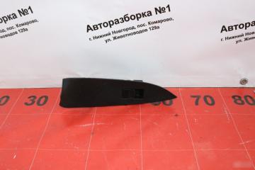Кнопка стеклоподъемника Toyota RAV4