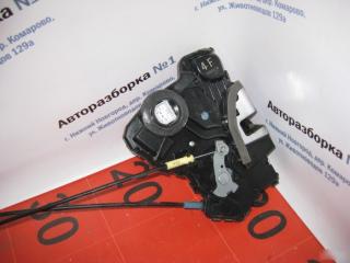 Замок двери Toyota RAV4